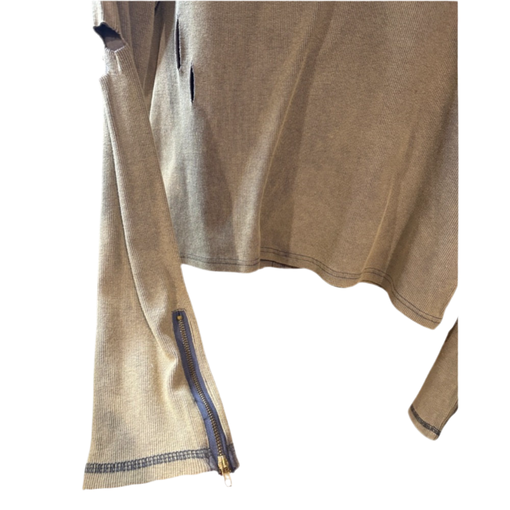 POL Distressed Olive Long Sleeve Top women's medium