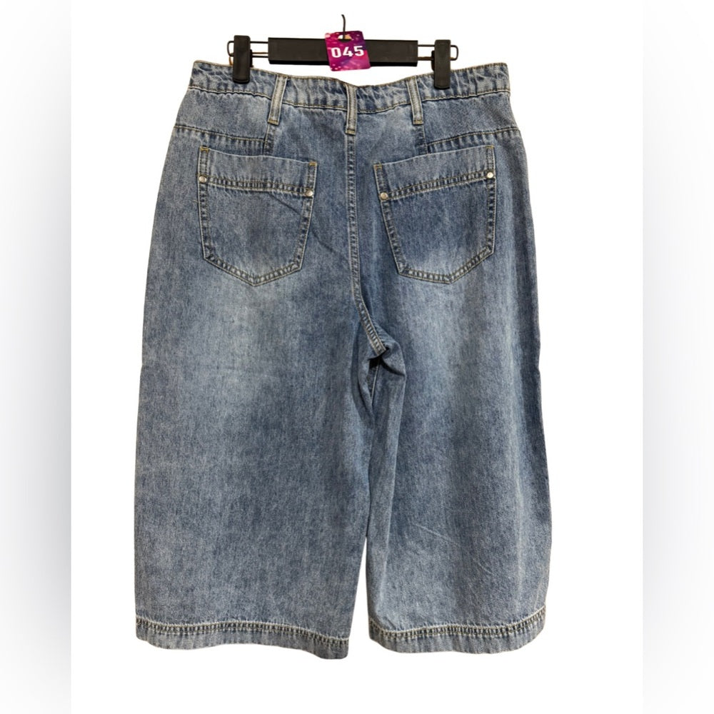 Easel Long Jean Shorts -women's large