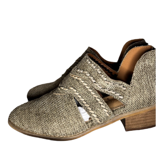 Miim Burlap Textured Booties Size 7.5