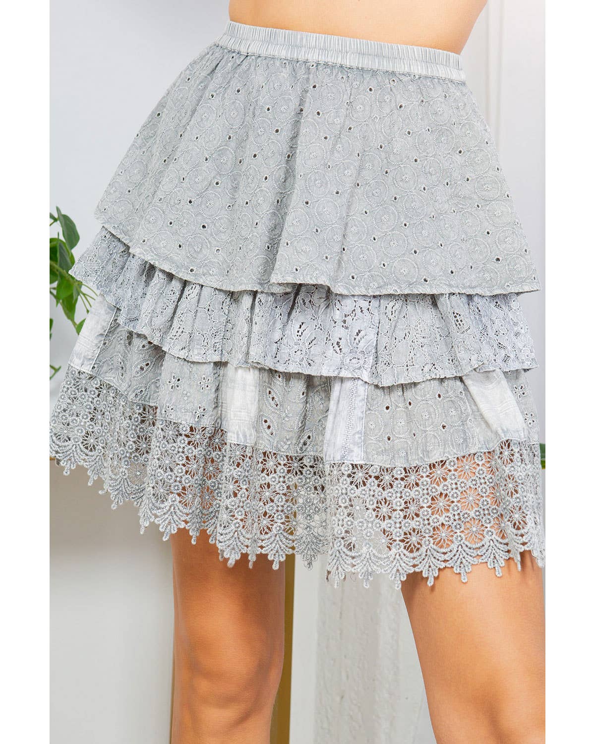 Mini Skirt Ruffle & Patch - Schiffli Embroidery - medium