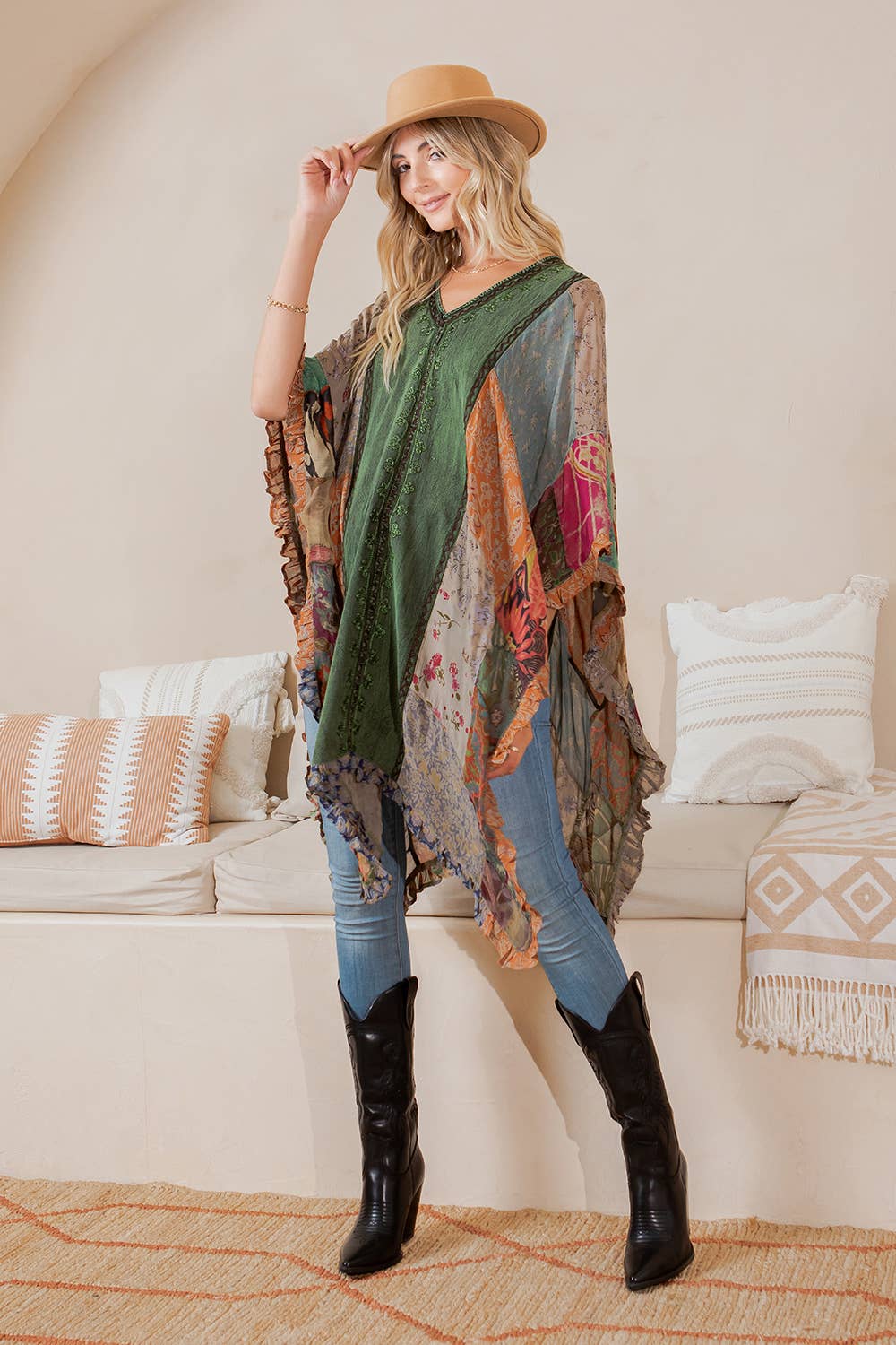 Natural Bohemian : Embroidered Colorblocked Shrug