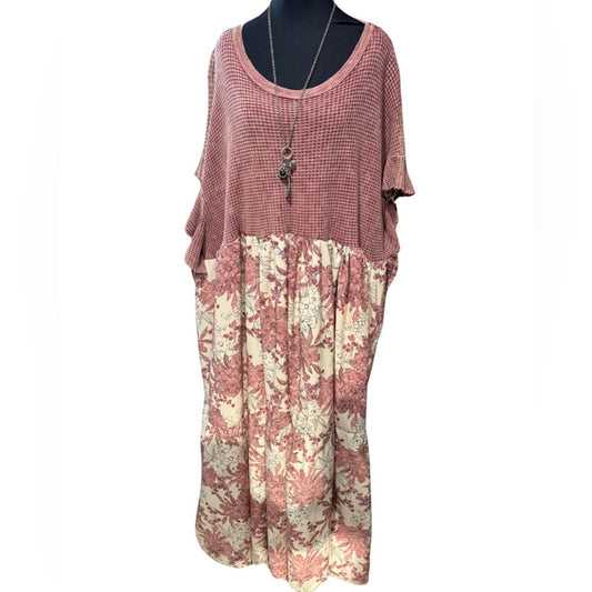 BUCKETLIST Custom Floral Knit Maxi Dress in Pink XL-3XL