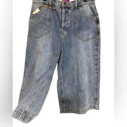 Easel Long Jean Shorts -women's large